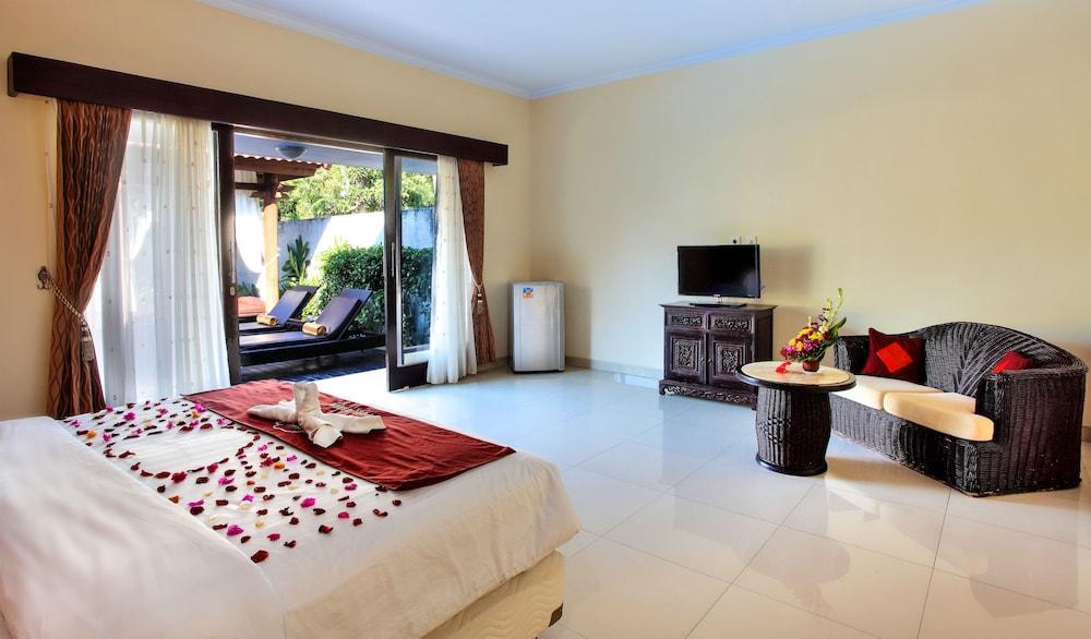 Puri Saron Hotel Baruna Beach Lovina Екстер'єр фото