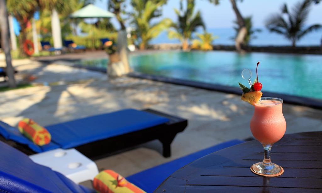 Puri Saron Hotel Baruna Beach Lovina Екстер'єр фото
