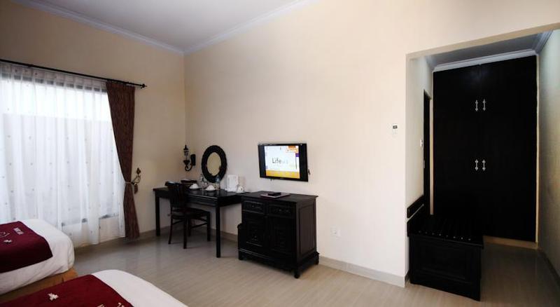 Puri Saron Hotel Baruna Beach Lovina Екстер'єр фото